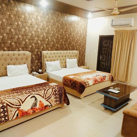 Royal Fort Executive Hotel Gulberg Lahore Luaran gambar
