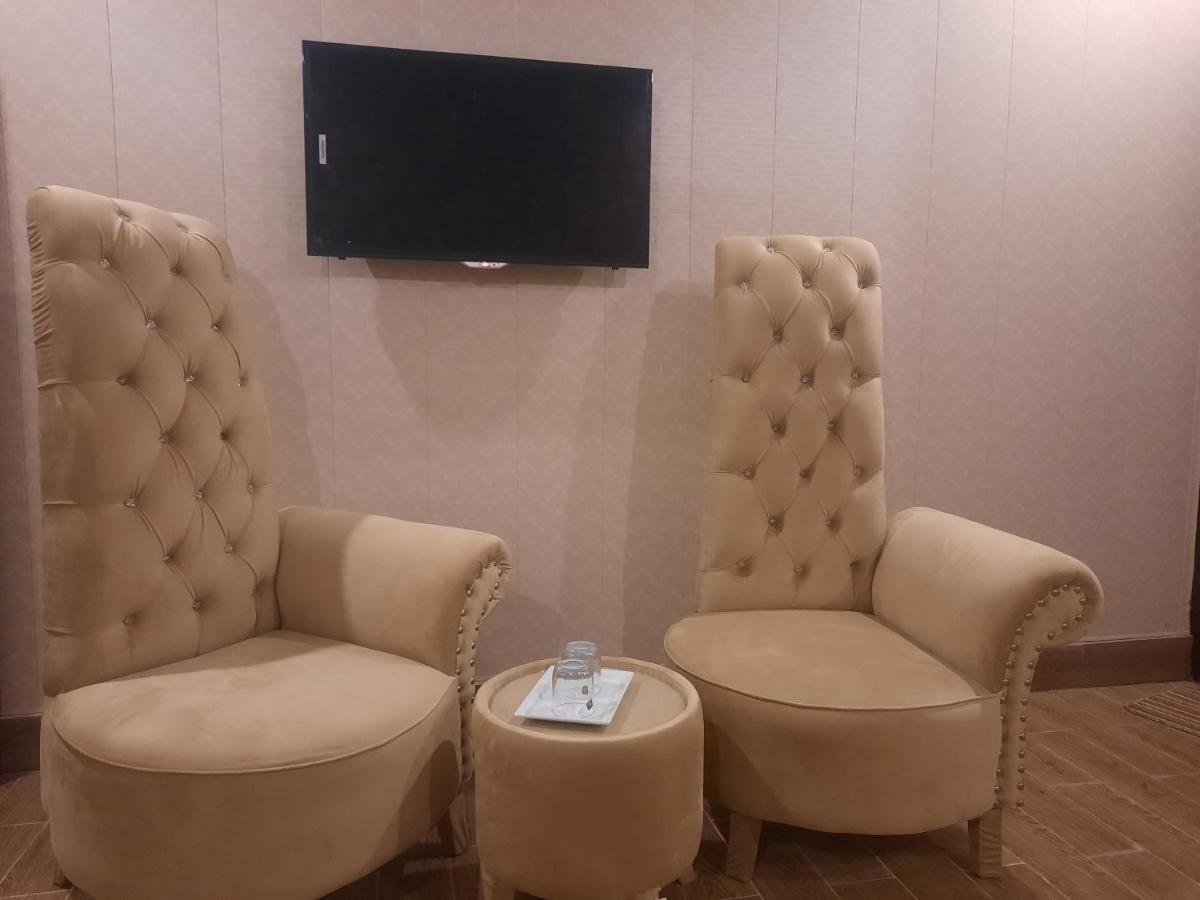Royal Fort Executive Hotel Gulberg Lahore Luaran gambar